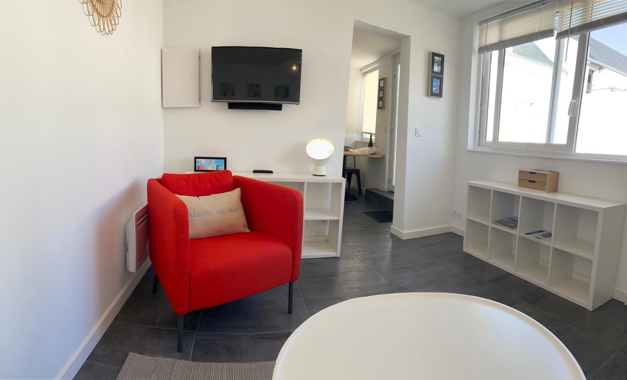 Votre Mini Maison En Plein Coeur Du Centre Ville -Terrasse - Et Parking Prive Sur Place Clos - Draps Et Menage Inclus Конкарно Экстерьер фото